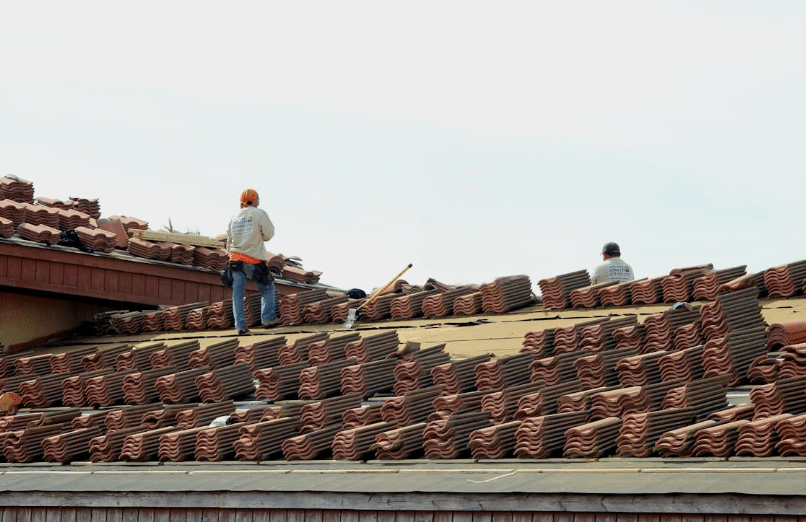 Emergency Roof Replacement by Gordy Roofing – Get fast, professional roof replacement services when disaster strikes. Our expert team provides thorough damage assessments and high-quality installations to protect your home or business. Call (903) 698-7688 today for immediate assistance.