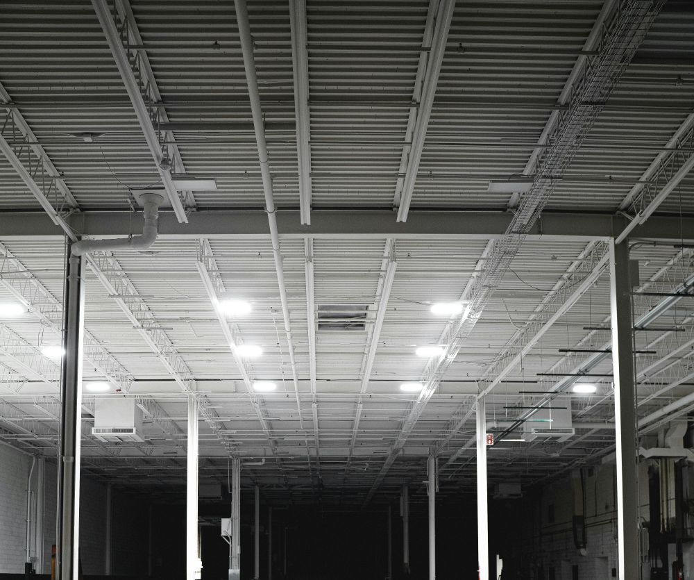 Discover why metal roofing is ideal for commercial buildings. Enjoy long-lasting protection, energy efficiency, and cost savings. Get expert advice today!