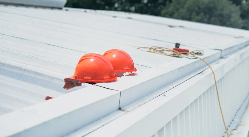 Explore what to expect during a commercial roof replacement. Learn how Gordy Roofing delivers expert services with minimal disruption to your business.